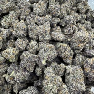 Buy Coochie Runtz 13 Cannabis in Europe